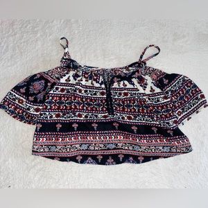 Red, White, Blue Cropped floral pattern shirt